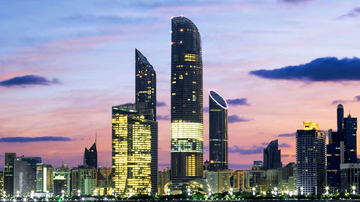 Abu Dhabi night