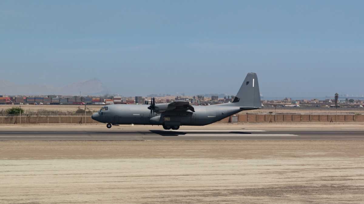 Military cargo Plan