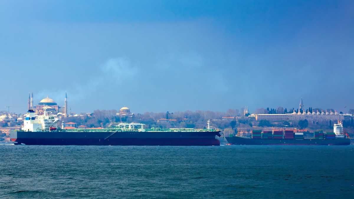 Oil tanker strait