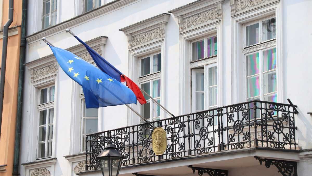 consulate building exterior of France